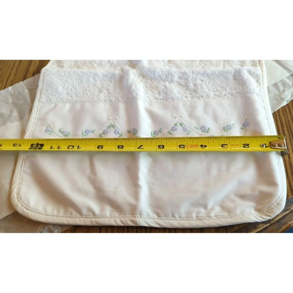 Rare New Vintage‎ Yves Delorme Baby Child's Bib
